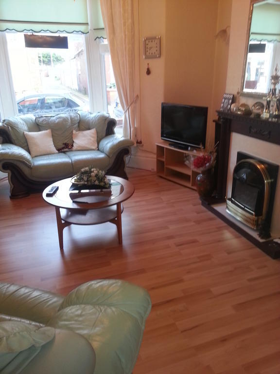Lynwood Bed & Breakfast Blackpool Ngoại thất bức ảnh